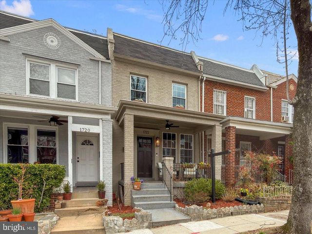 1722 LANG PL NE, Washington, DC 20002