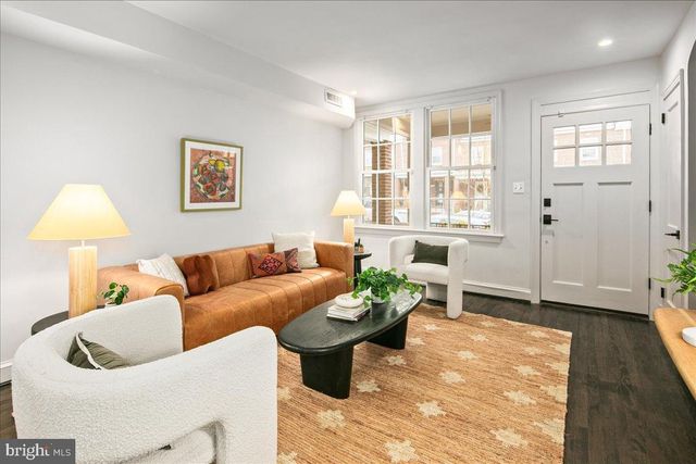 1722 LANG PL NE, Washington, DC 20002