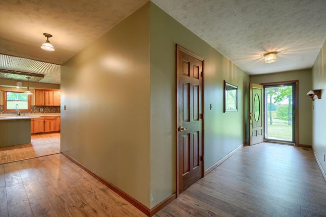 10057 State Route 776, Jackson, OH 45640