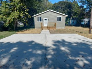 377 Parker Avenue, St. Joseph Twp, MI 49022