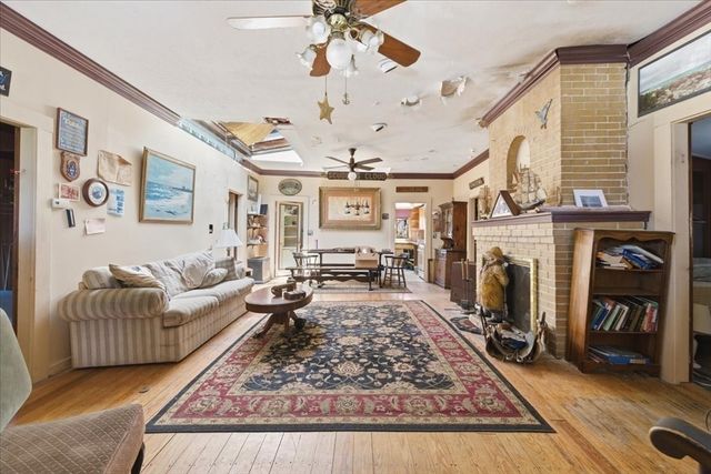64 Central St, Marshfield, MA 02020