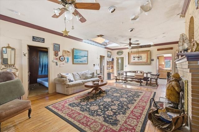 64 Central St, Marshfield, MA 02020