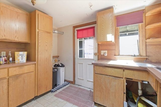 64 Central St, Marshfield, MA 02020