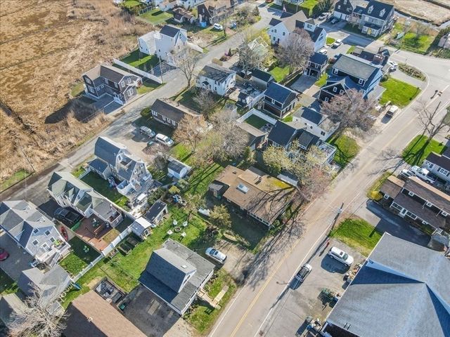 64 Central St, Marshfield, MA 02020