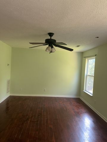 2420 Edencrest Dr, Antioch, TN 37013