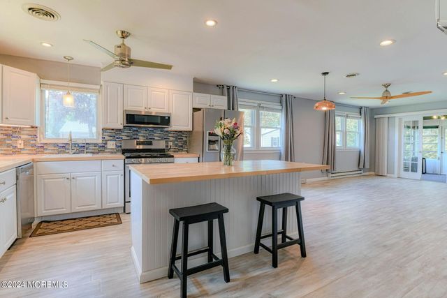 35 Auburn Street 54B, Whiting, NJ 08759