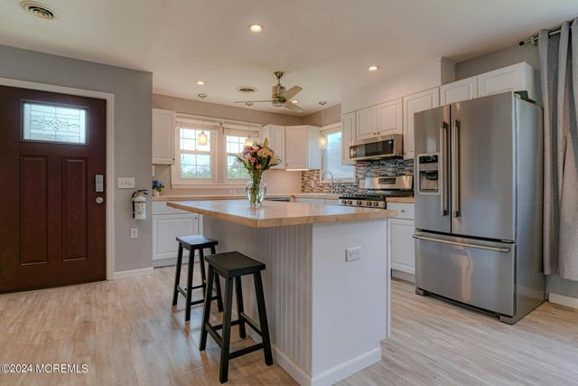 35 Auburn Street 54B, Whiting, NJ 08759
