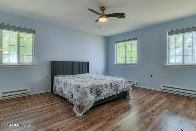 35 Auburn Street 54B, Whiting, NJ 08759