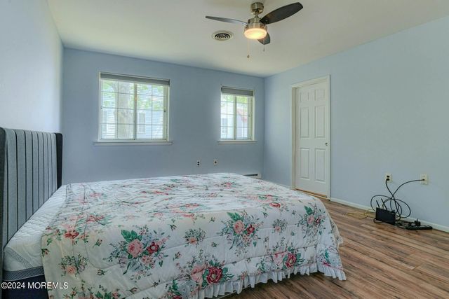35 Auburn Street 54B, Whiting, NJ 08759