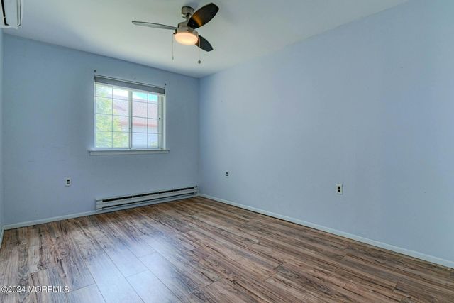 35 Auburn Street 54B, Whiting, NJ 08759