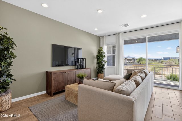8149 E PETUNIA Avenue 1101, Mesa, AZ 85212