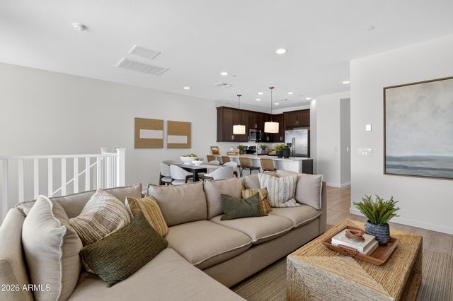 8149 E PETUNIA Avenue 1101, Mesa, AZ 85212