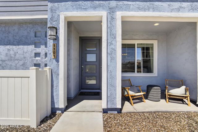 8149 E PETUNIA Avenue 1101, Mesa, AZ 85212