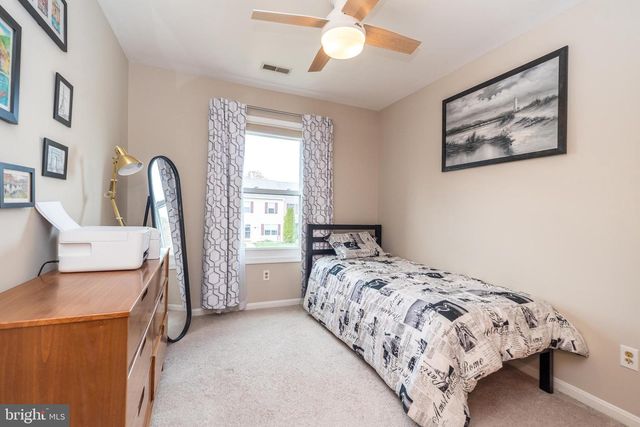 1218 PINE RIDGE DR, Perkiomenville, PA 18074