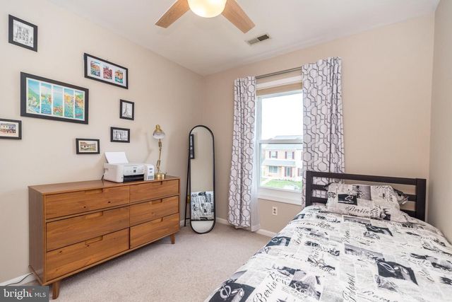 1218 PINE RIDGE DR, Perkiomenville, PA 18074
