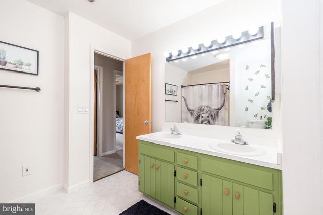 1218 PINE RIDGE DR, Perkiomenville, PA 18074