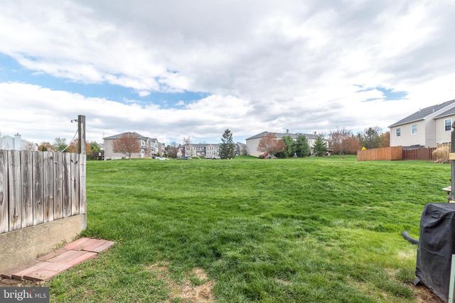 1218 PINE RIDGE DR, Perkiomenville, PA 18074
