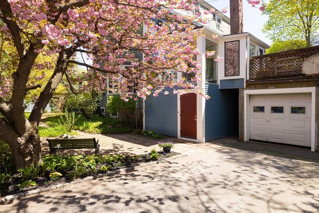 135 Langley Rd 135, Newton, MA 02459