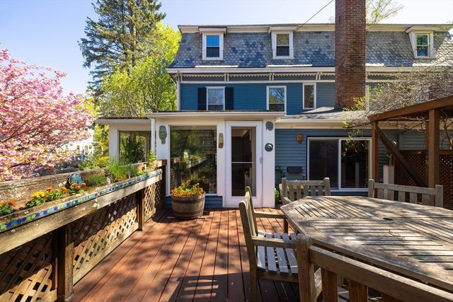 135 Langley Rd 135, Newton, MA 02459