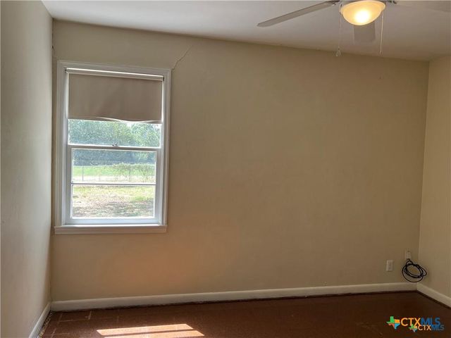 413 E Walker Avenue, Temple, TX 76501