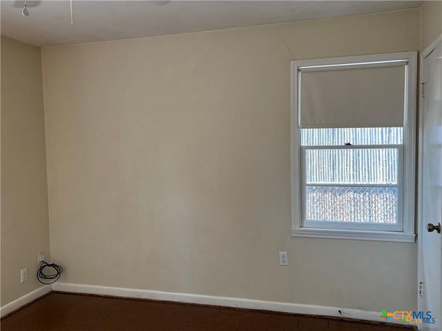 413 E Walker Avenue, Temple, TX 76501