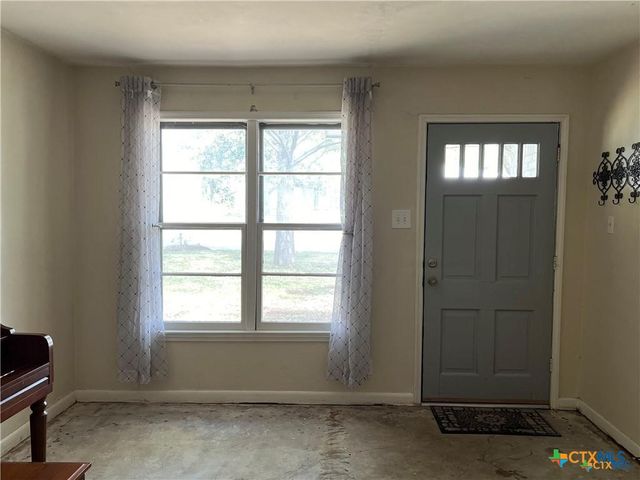 413 E Walker Avenue, Temple, TX 76501