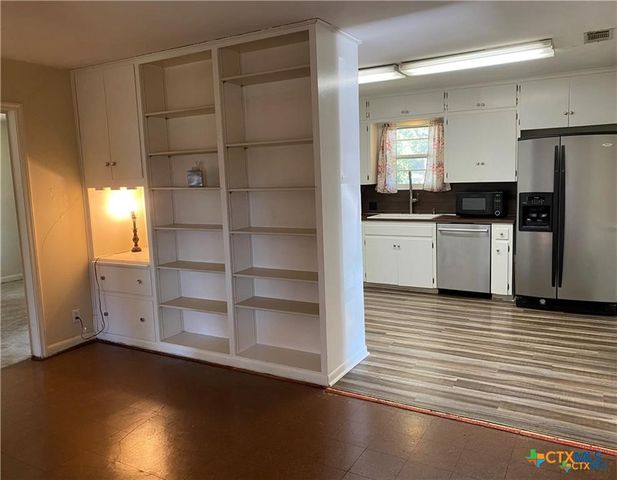 413 E Walker Avenue, Temple, TX 76501