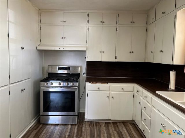 413 E Walker Avenue, Temple, TX 76501
