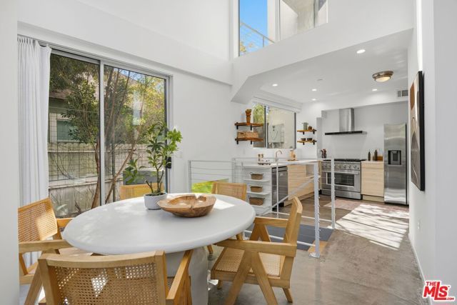 1244 14th Street A, Santa Monica, CA 90404