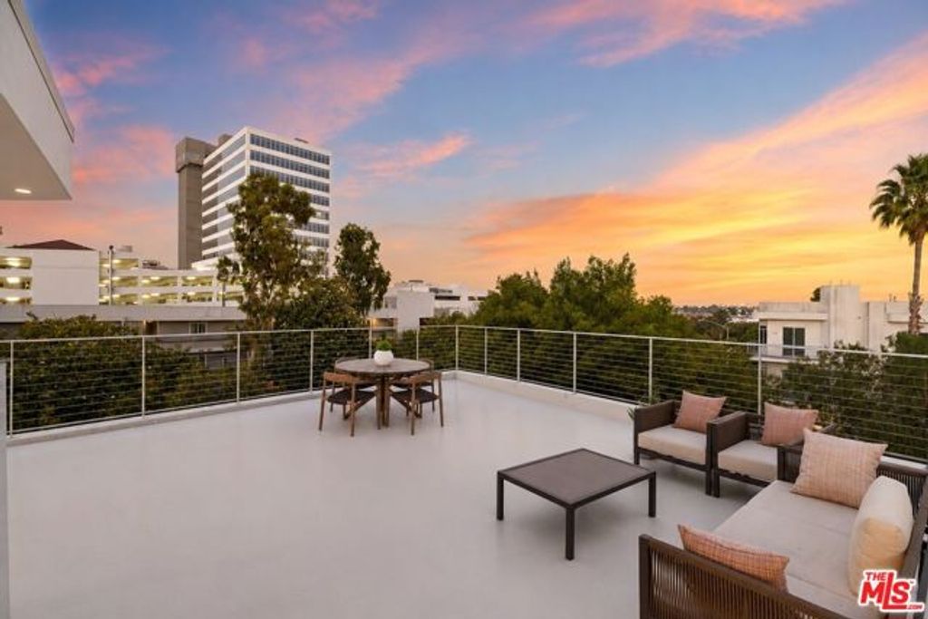 1244 14th Street A, Santa Monica, CA 90404