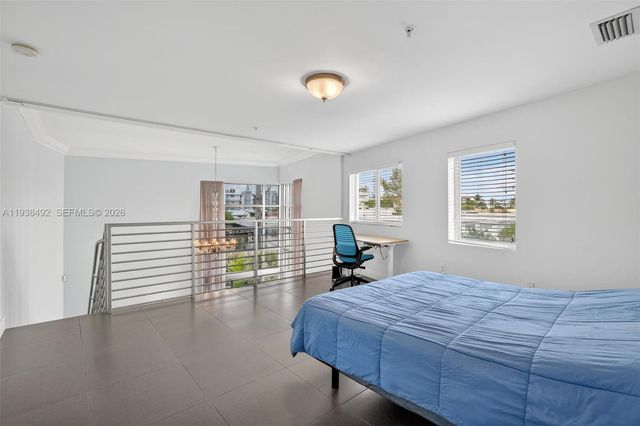 7700 S Collins Ave 1, Miami Beach, FL 33141