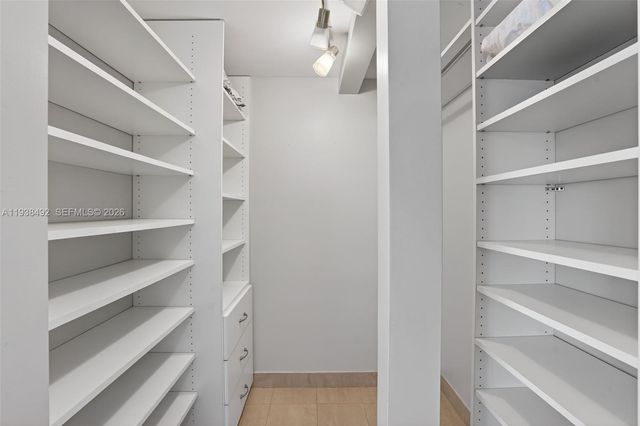 7700 S Collins Ave 1, Miami Beach, FL 33141