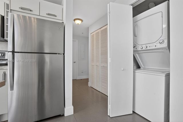 7700 S Collins Ave 1, Miami Beach, FL 33141