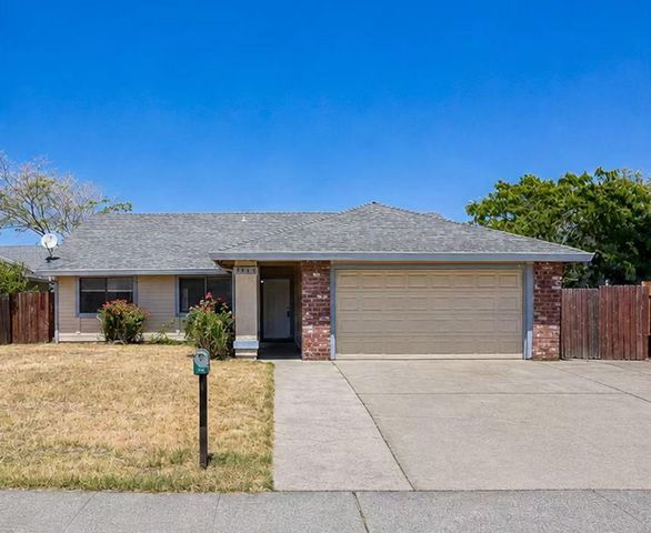 7913 Cottonleaf Way, Sacramento, CA 95828