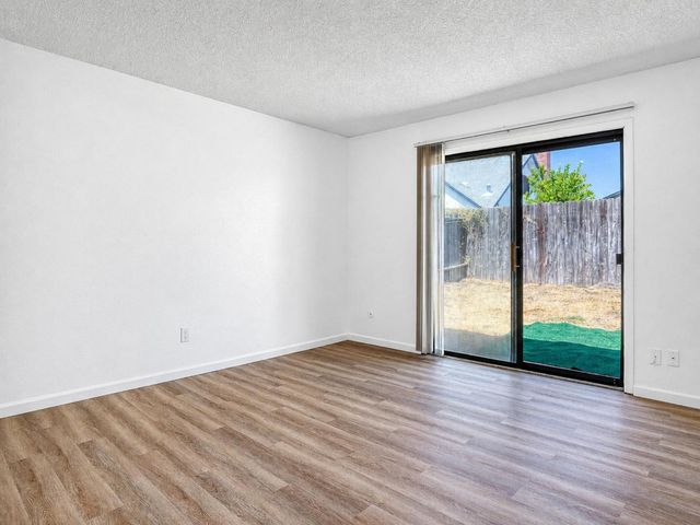 7913 Cottonleaf Way, Sacramento, CA 95828