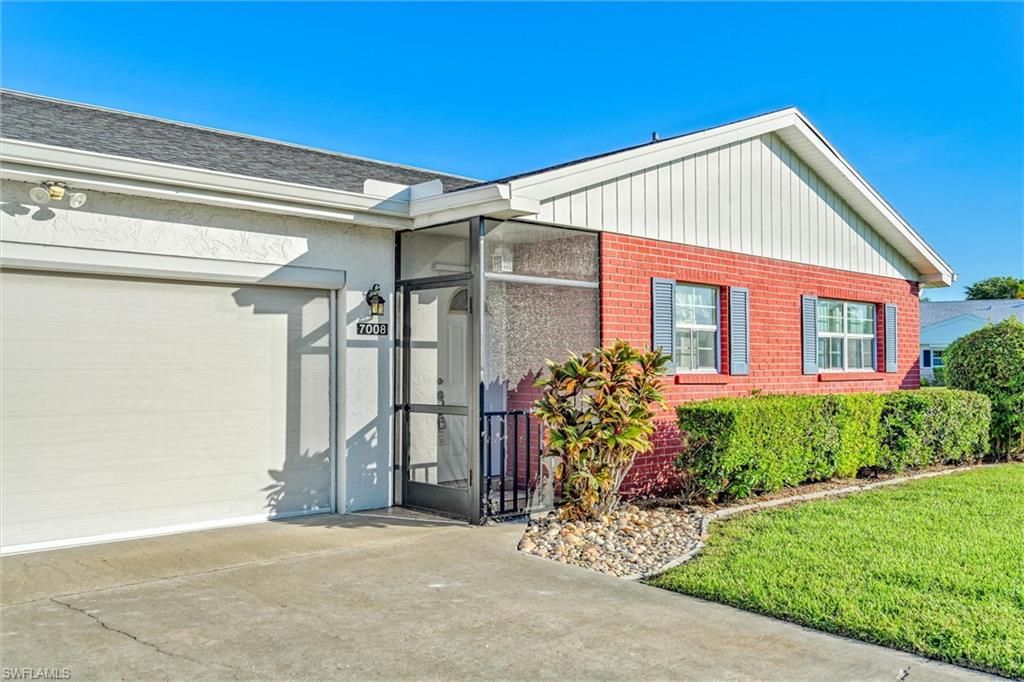 7008 Cedarhurst DR, FORT MYERS, FL 33919 — photo 4