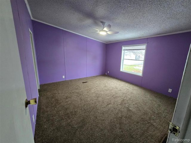 113 Fox Hound Drive, Grand Blanc, MI 48439