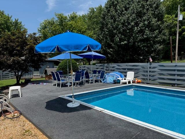 3252 Old Chattanooga Road, Tunnel Hill, GA 30755