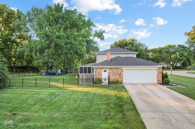 580 Hawthorne Drive, Carmel, IN 46033