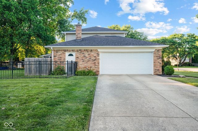 580 Hawthorne Drive, Carmel, IN 46033