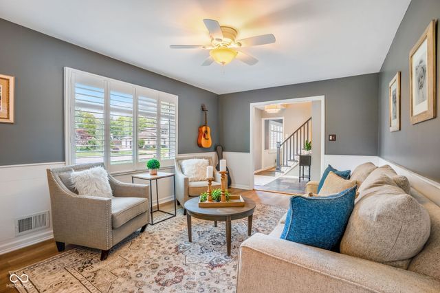 580 Hawthorne Drive, Carmel, IN 46033