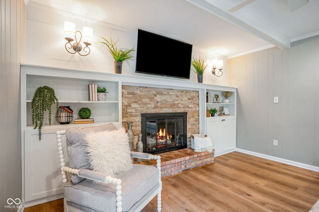 580 Hawthorne Drive, Carmel, IN 46033
