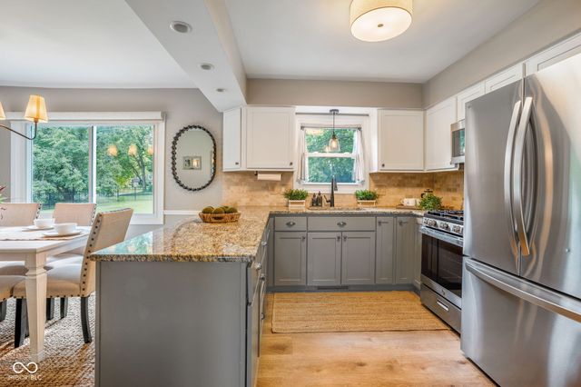 580 Hawthorne Drive, Carmel, IN 46033