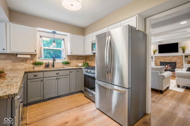 580 Hawthorne Drive, Carmel, IN 46033