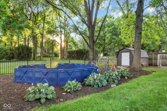 580 Hawthorne Drive, Carmel, IN 46033