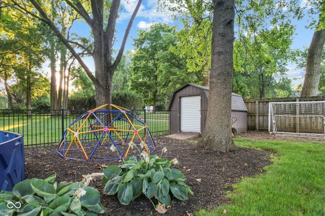 580 Hawthorne Drive, Carmel, IN 46033