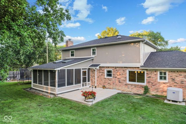 580 Hawthorne Drive, Carmel, IN 46033