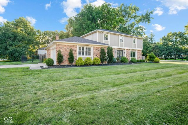 580 Hawthorne Drive, Carmel, IN 46033