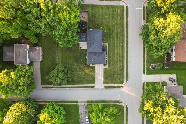 580 Hawthorne Drive, Carmel, IN 46033