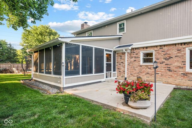 580 Hawthorne Drive, Carmel, IN 46033